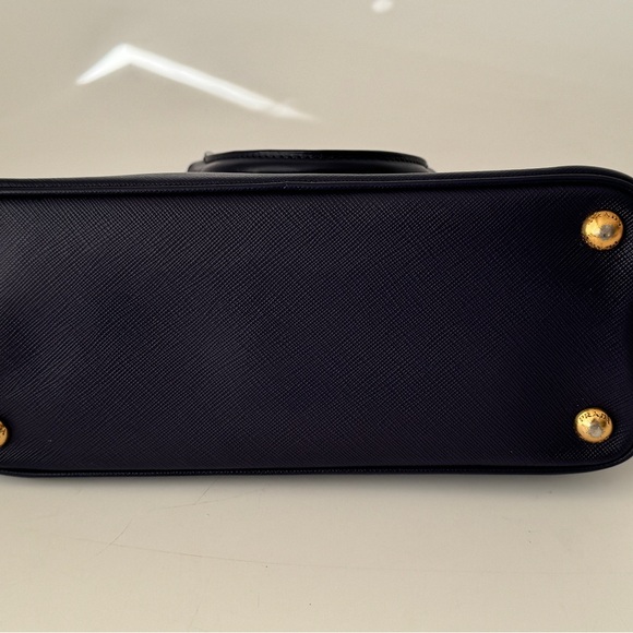 Prada Purple Saffiano Lux Leather Small Promenade Crossbody Bag - Picture 7 of 16